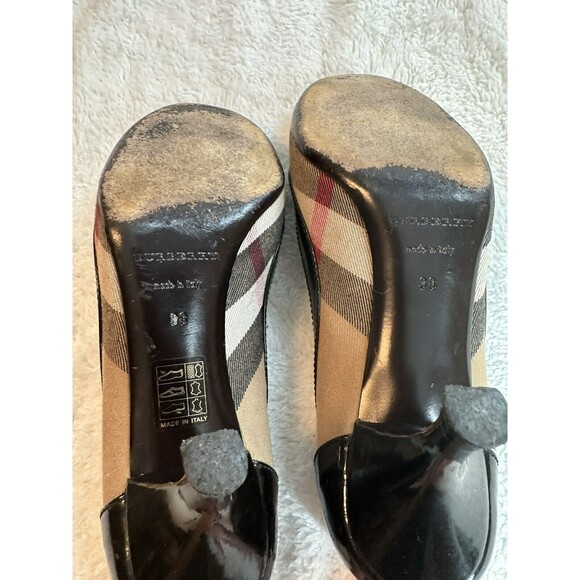Burberry Nova Check Leather Pumps Heels 3” Size 7.5 US 38 EUR Black ***Flaws*** - Picture 12 of 16